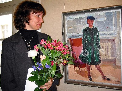 Kunstiteadlane Tiiu Talvistu näituse avamisel. - pics/2004/karinl.jpg