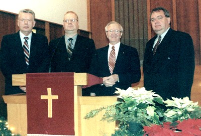 Pastor Jüri Puusaag, õp. Kalle Kadakas, pastor Gustav Pitka, pastor dr. Aldor Laur.  - pics/2007/15150_1.jpg