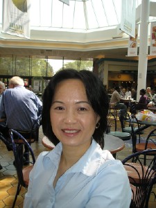 Danielle Zhu, Senior Producer at NTD TV.<br> Photo: Adu Raudkivi - pics/2007/15185_1.jpg