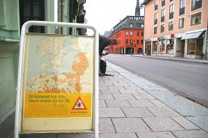 Balti riike ahistav suurfirma Baxteri plakat ülikoolilinnas Uppsalas,Uppsala Vaktsinatsioonikeskuse ees.<br> Foto: Emil Schultz - pics/2007/17507_1_t.jpg