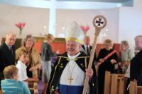 Peapiiskop Andres Taul Michigani koguduse juubelil. Foto: Ool Pärdi  - pics/2010/10/29874_2_t.jpg