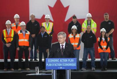 Toronto  - Prime Minister Stephen Harper launches the construction of a pedestrian tunnel between Billy Bishop Toronto City Airport and downtown Toronto (Photo) - pics/2012/03/35552_001_t.jpg