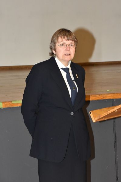Gdr Ingrid Kütt tervitab välis-Eesti Gaidide Liidu poolt - pics/2017/04/49604_017_t.jpg