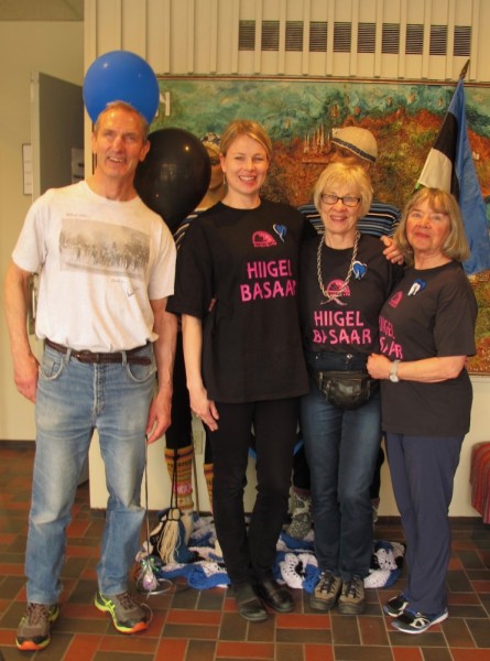 Lembi Veskimets (2nd from left) traveled furthest (Cleveland, Ohio), Gary Kirchner and Hille Viires (bookends) second furthest (Montreal) in order to help out Esto Boutique’s head honcho Rutt Veskimets at AKEN’s EV100 celebratory “BLUE-BLACK-WHITE” sales event on May 5th at Toronto Esto House. - pics/2018/07/51940_001_t.jpg