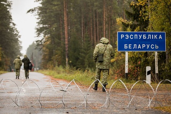 Border between Belarus and Lithuania - pics/2022/01/58863_001_t.jpg