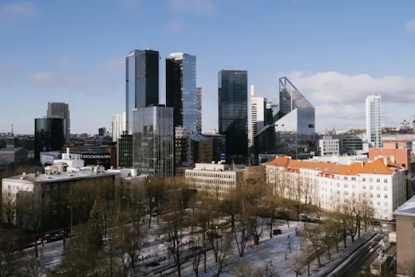 High-rise buildings in the heart of Tallinn, Estonia, on Thursday morning. (Alessandro Rampazzo for NBC News) - pics/2022/04/59127_001_t.webp