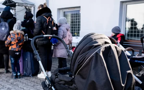 Ukraina põgenikud saabuvad Eestisse. Foto: Ken Mürk, ERR - pics/2022/05/59284_001_t.webp