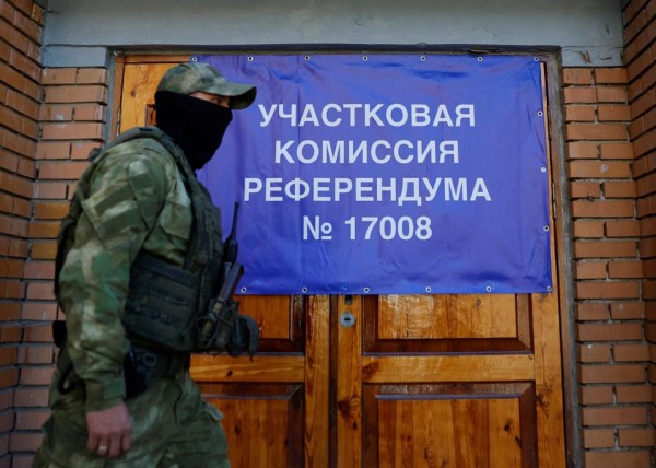 Venemaa poolt okupeeritud aladel Ukrainas viiakse läbi "referendumit" Venemaaga ühinemiseks. REUTERS/Alexander Ermochenko - pics/2022/09/59589_001_t.jpg
