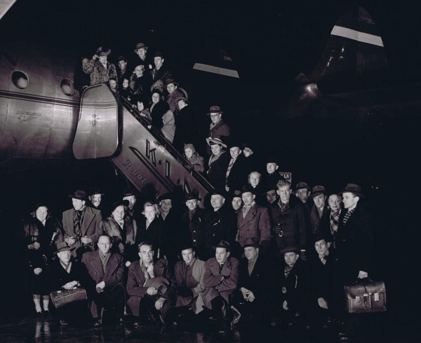 Eestlased teel Belgiast Port Arthurisse 1950.a. novembris. Foto: KLM - pics/2022/11/59704_002_t.jpg