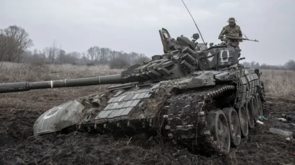 Mutta kinnijäänud tank Ukrainas, !. aprill, 2022. Foto: Anadolu Agency | Anadolu Agency | Getty Images - pics/2022/12/59778_001_t.webp