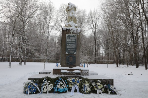 Vabadussõjas langenuid tähistav monument Narvas. Foto: mil.ee - pics/2023/01/59871_002_t.jpg
