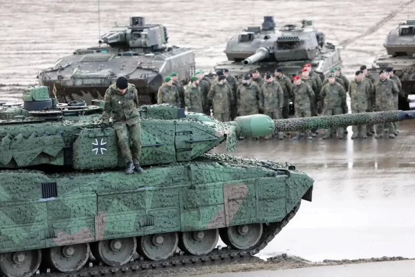 Bundeswehr's Leopard 2A7v on the military training area near Munster. Photo: Björn Trotsky / Imago - pics/2023/01/59933_001_t.webp