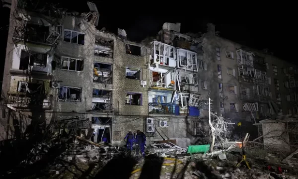 Päästetööd Pokrovskis, Donetski oblastis pärast vene raketirünnakut. Foto: Anatolii Stepanov/AFP/Getty Images - pics/2023/08/60414_001_t.webp