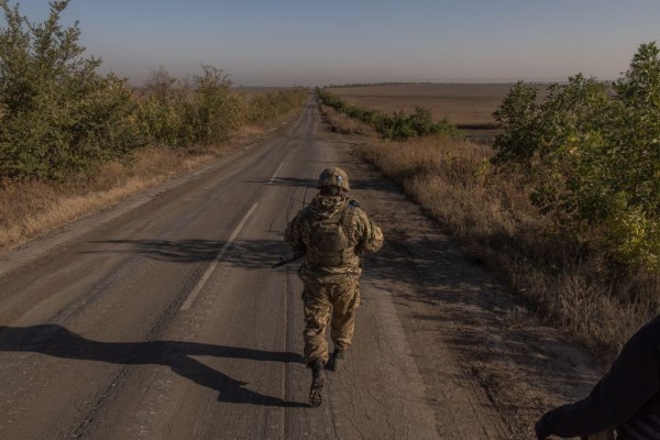 Ukraina sõdur Robotyne lähedal, 1. oktoober, 2023. Foto: Roman Pilipey/AFP via Getty Images - pics/2023/11/60650_001_t.jpg