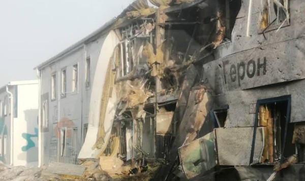 Kahjustusi saanud droonide tehase hoone Alabugas, Venemaal. Foto: Ostorozhno Novosti - pics/2024/04/60931_001_t.jpg